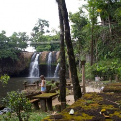 Paronella Park - Picnic Area & Wasserfall