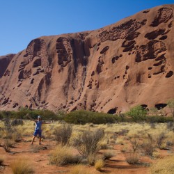 Dennis und der Uluru von einer anderen Seite